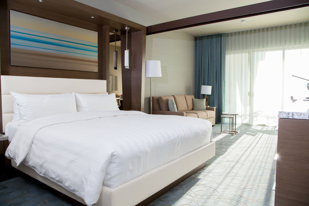 Shade Redondo Hotel 4*